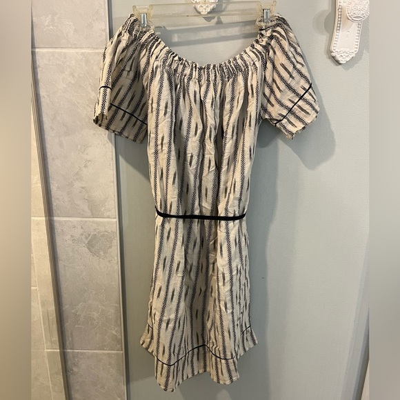 Off the shoulder mini dress - Picture 2 of 2